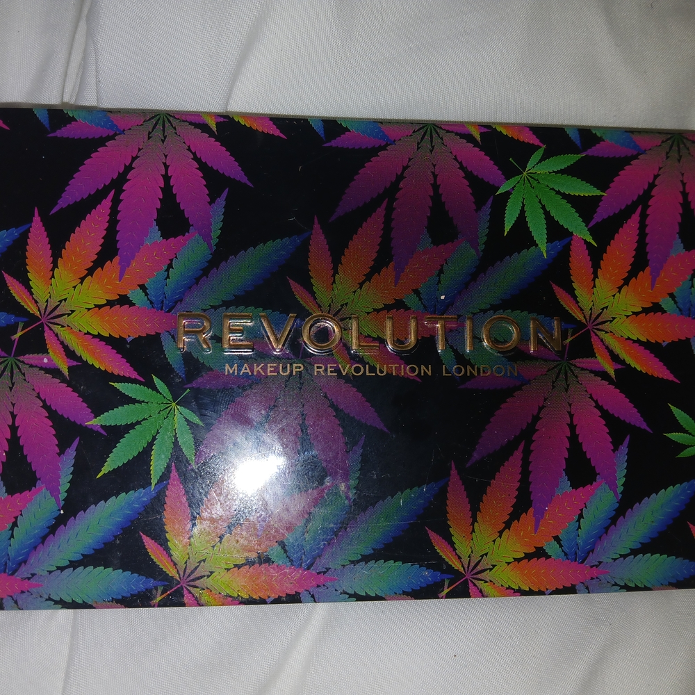 Revolution Makeup Palette with Colorful Leaf Design